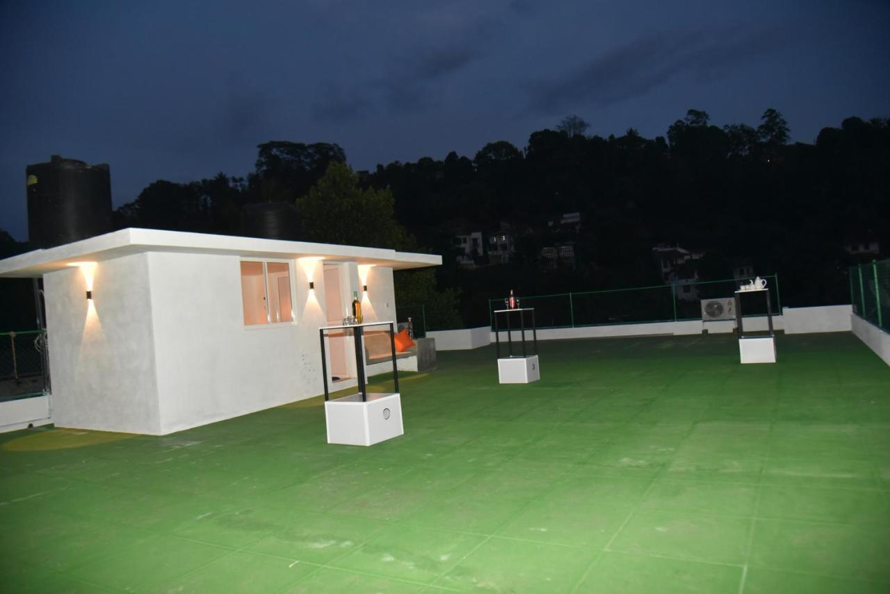 Everdew Kandy Luaran gambar